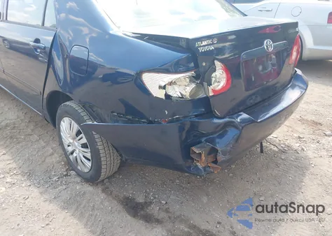 2004 Toyota Corolla Ce z USA, uszkodzony, nr VIN 2T1BR32E44C193435